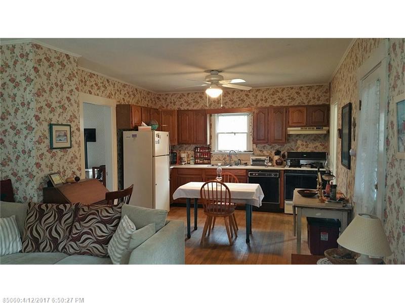 6 Paddy LN, Franklin, ME 04634