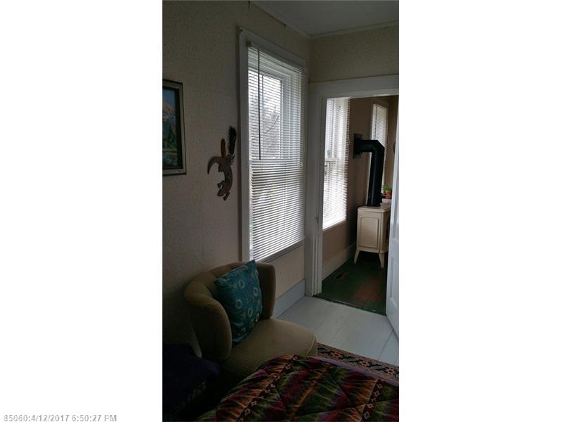 6 Paddy LN, Franklin, ME 04634