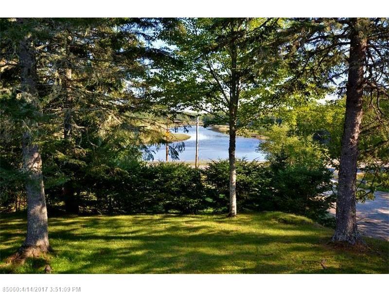 7 Shop Hill RD, Milbridge, ME 04658