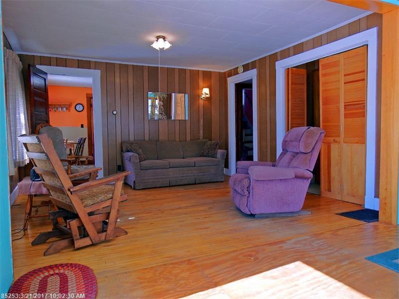20 Lincoln ST, Houlton, ME 04730