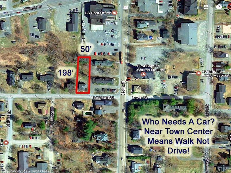 3 Leonard ST, Houlton, ME 04730