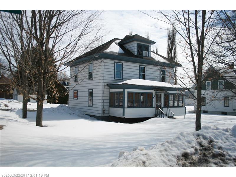 25 Bowdoin ST, Houlton, ME 04730