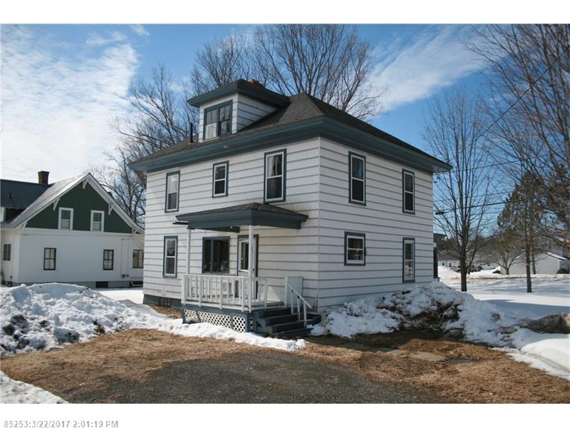 25 Bowdoin ST, Houlton, ME 04730