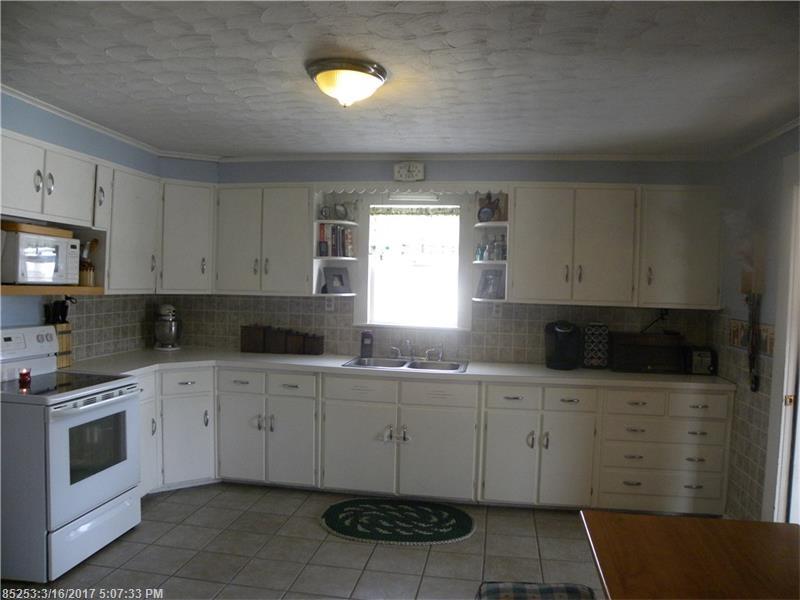 50 Crosby AVE, Caribou, ME 04736