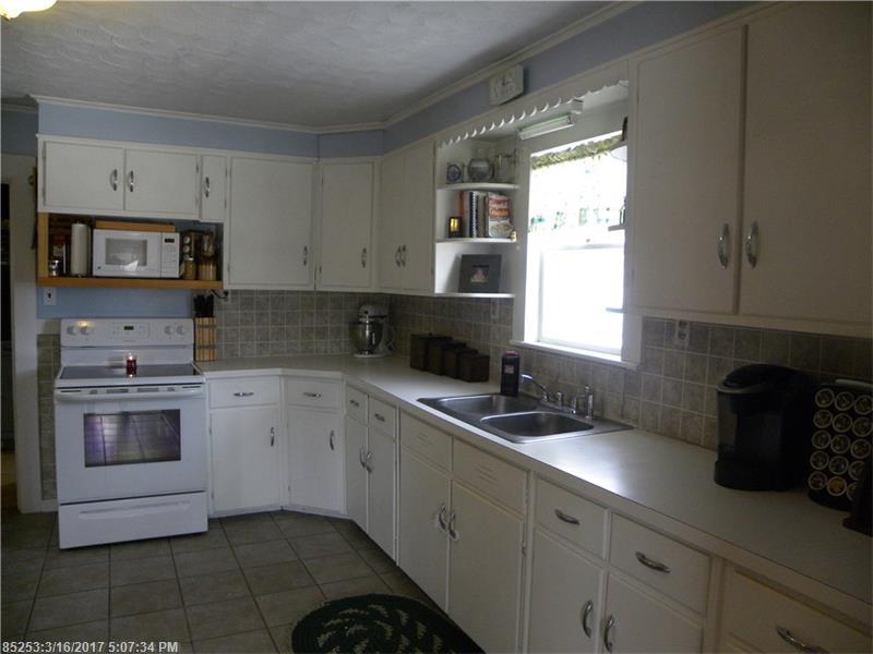 50 Crosby AVE, Caribou, ME 04736