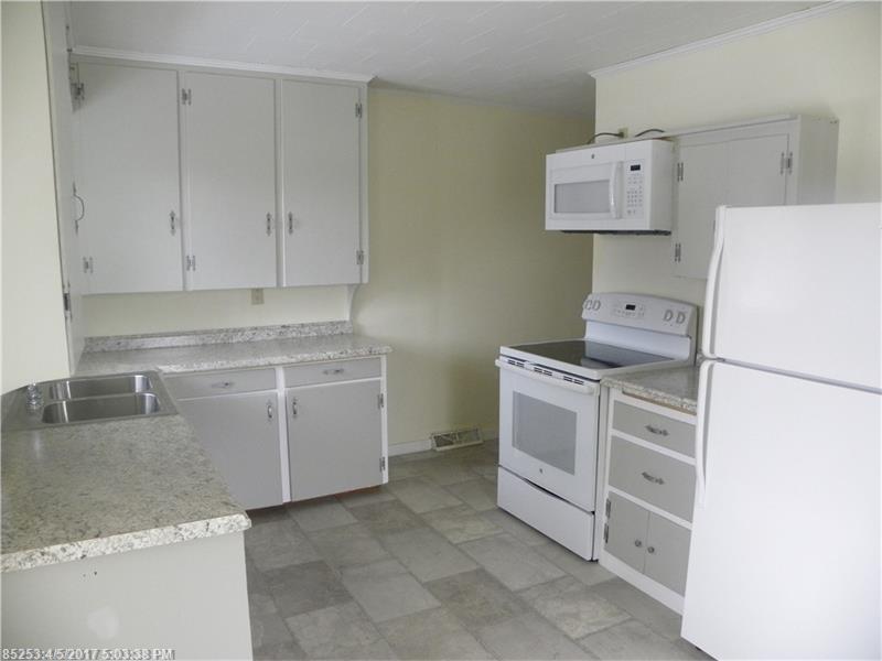 10 Westwind DR, Caribou, ME 04736