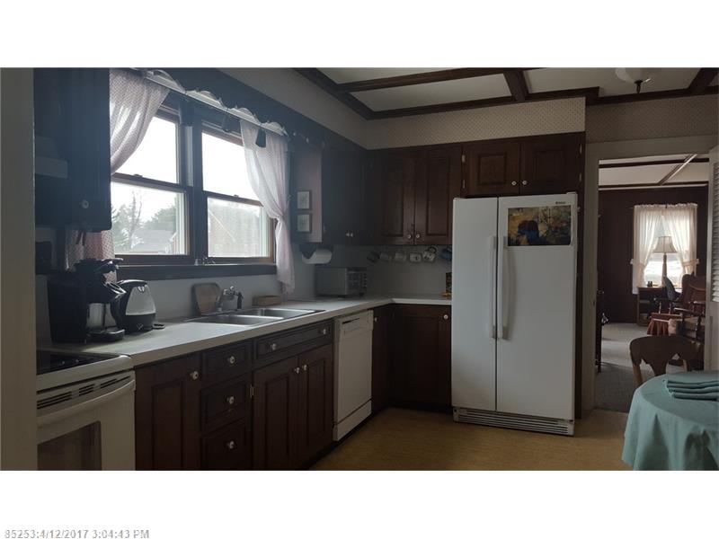37 Elmwood AVE, Caribou, ME 04736