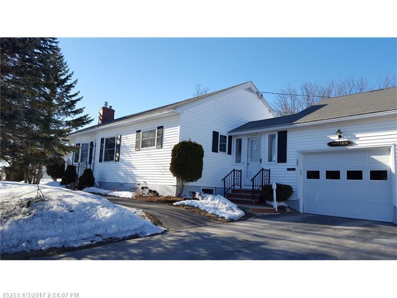 29 Harvest RD, Caribou, ME 04736