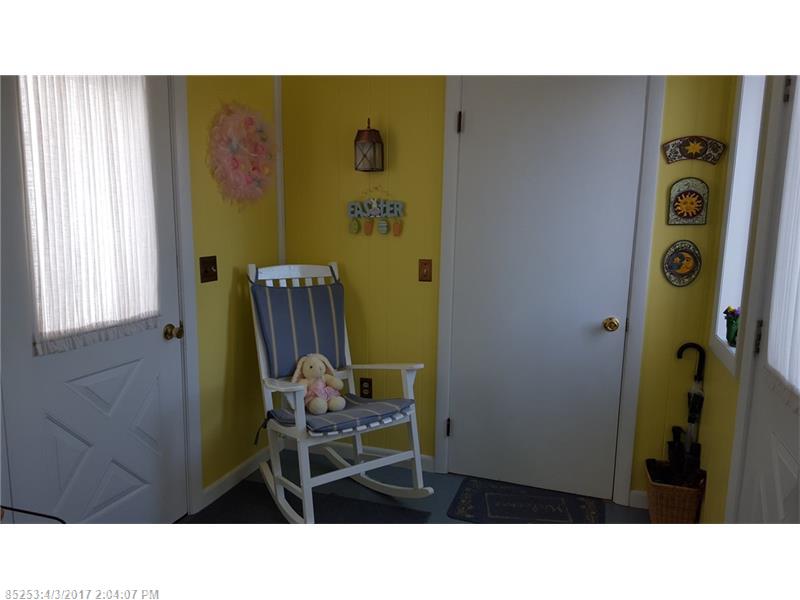 29 Harvest RD, Caribou, ME 04736
