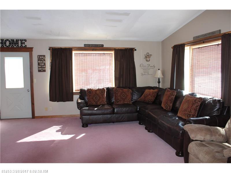 32 Leighton AVE, Limestone, ME 04750