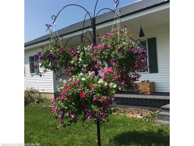 334 Everett RD, Washburn, ME 04786