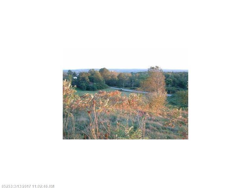 40 Mountain RD, Rockland, ME 04841