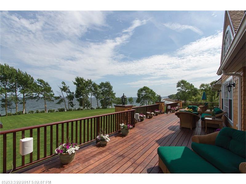 27 Water's Edge DR, Lincolnville, ME 04849