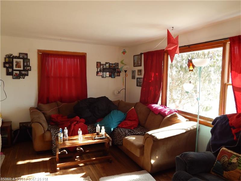 4 Hilton RD, Saint George, ME 04860