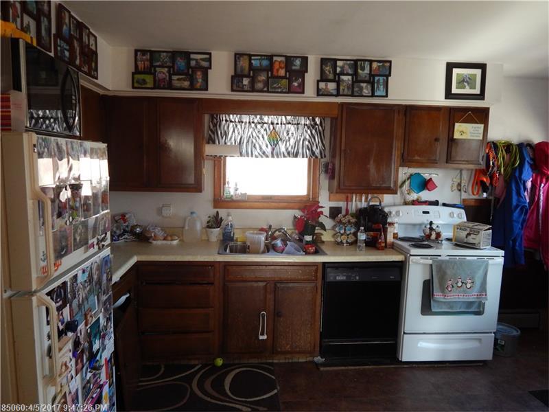 4 Hilton RD, Saint George, ME 04860