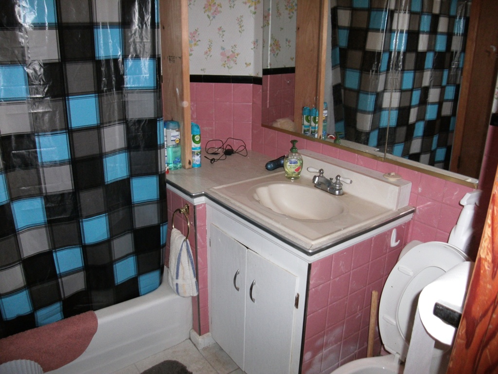 7 Carrean Street, Waterville, ME 04901