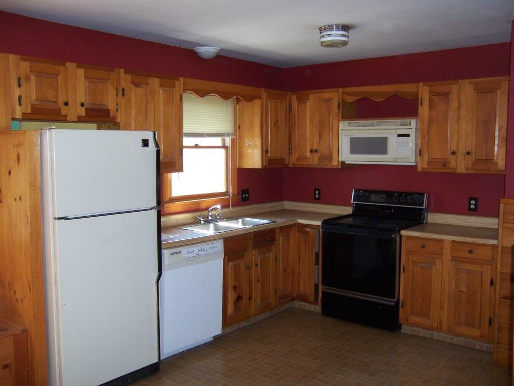 65 Clinton Avenue, Winslow, ME 04901