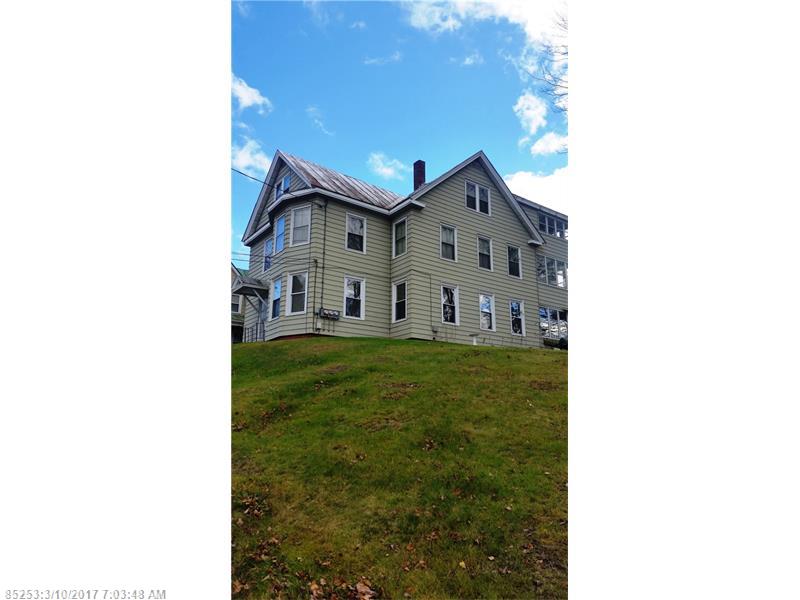 17 clinton AVE, Winslow, ME 04901