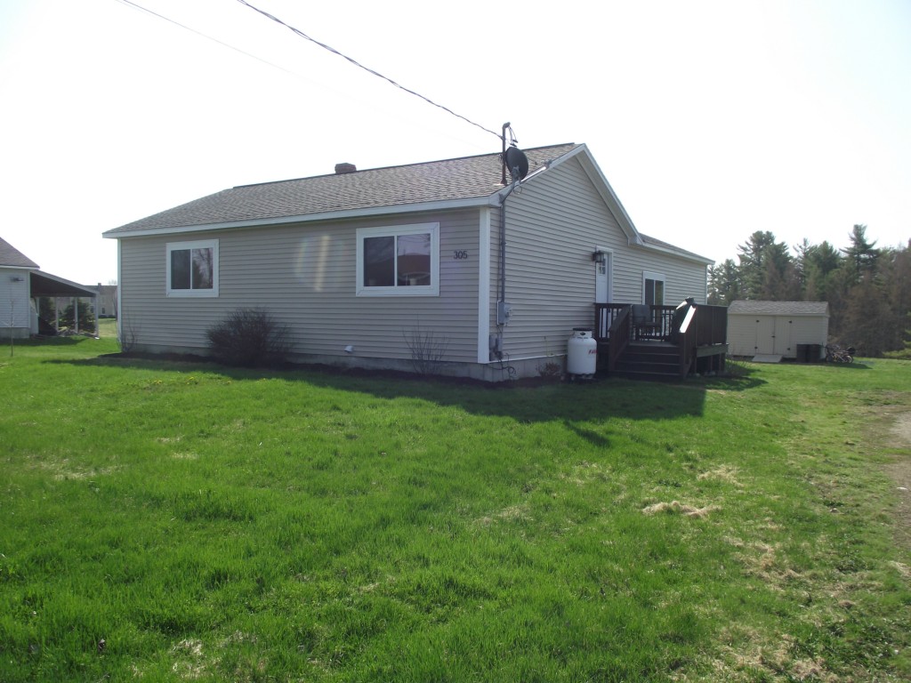 305 Bangor Road, Benton, ME 04901