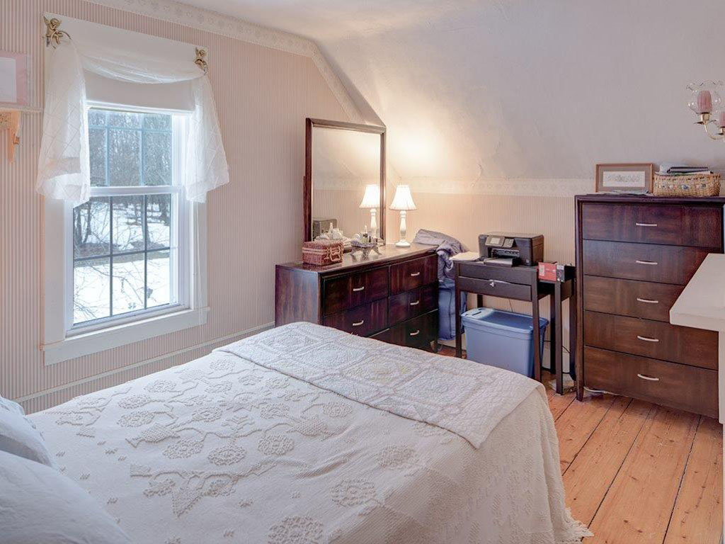 952 Garland Rd, Winslow, ME 04901