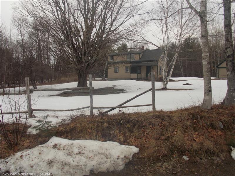 32 Lords Hill CIR, Athens, ME 04912