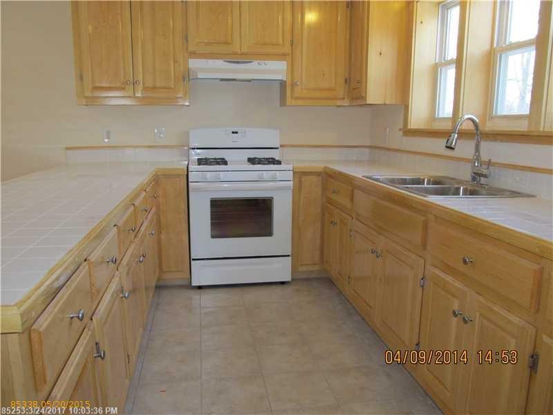 84 Cross RD, Waldo, ME 04915