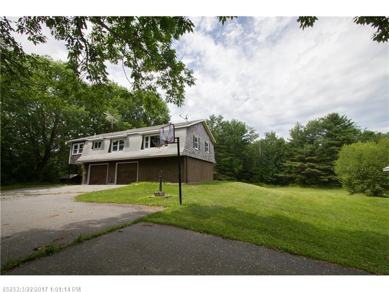 714 Oakland RD, Belgrade, ME 04917