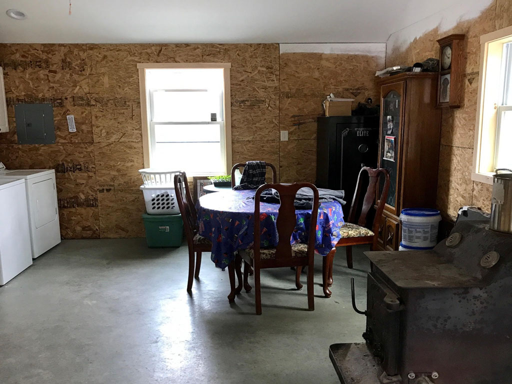 2 Riley Drive, Belgrade, ME 04917
