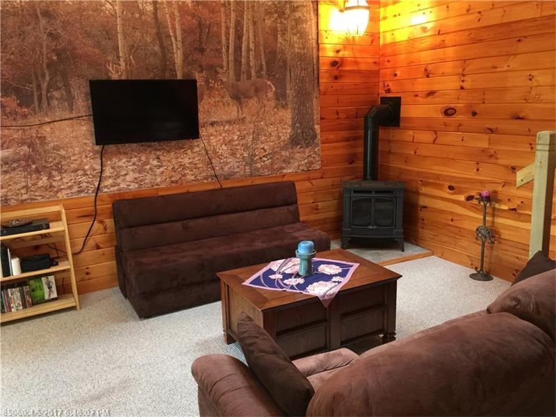 133 Randall Pond LN, Brooks, ME 04921