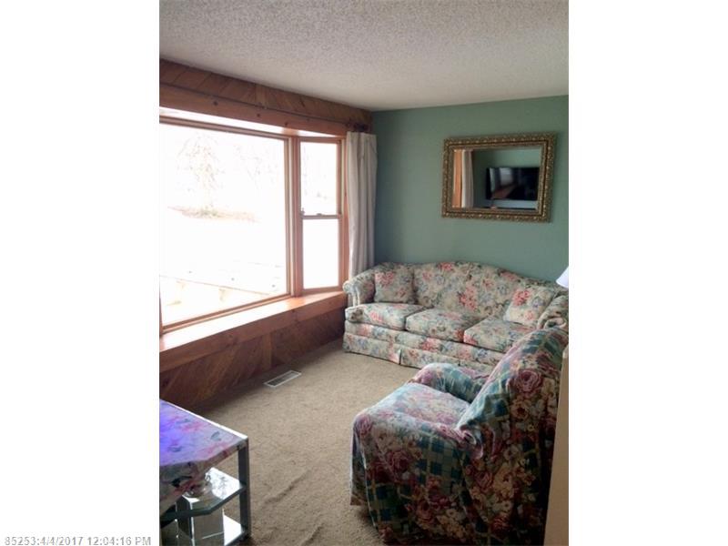 77 Danforth RD, China, ME 04926