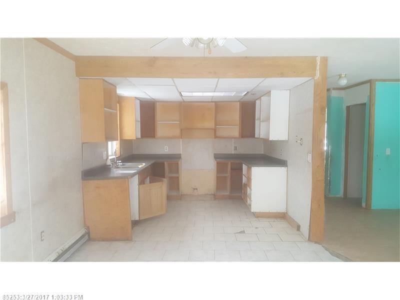 76 River RD, Detroit, ME 04929