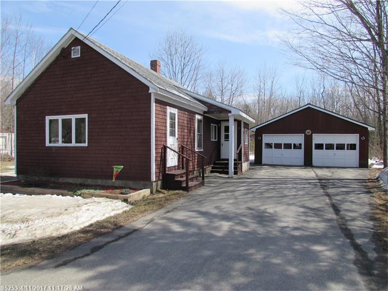 53 Charleston RD, Dexter, ME 04930
