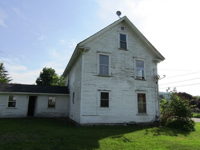 99 Main StDexter, ME, 04930Penobscot County