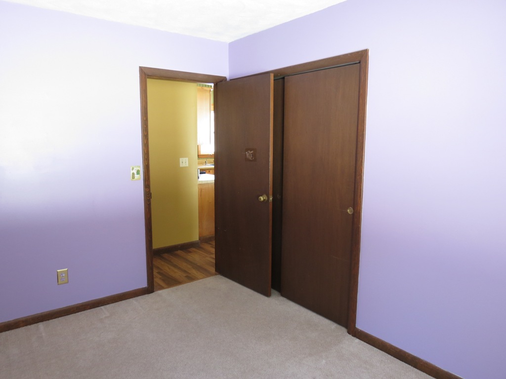 30 Back Road, Fairfield, ME 04937