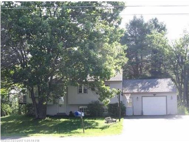 96 Back RD, Fairfield, ME 04937