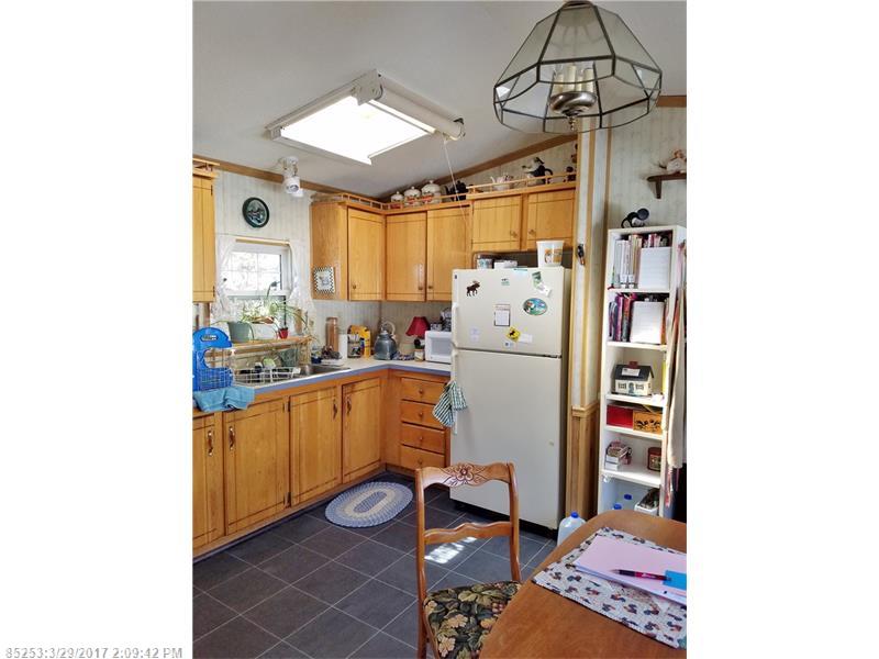 127 Galilee RD, Farmington, ME 04938