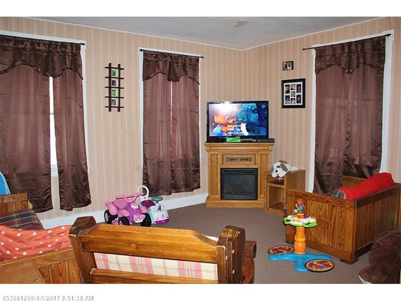 110 & 112 Philbrick ST, Farmington, ME 04938