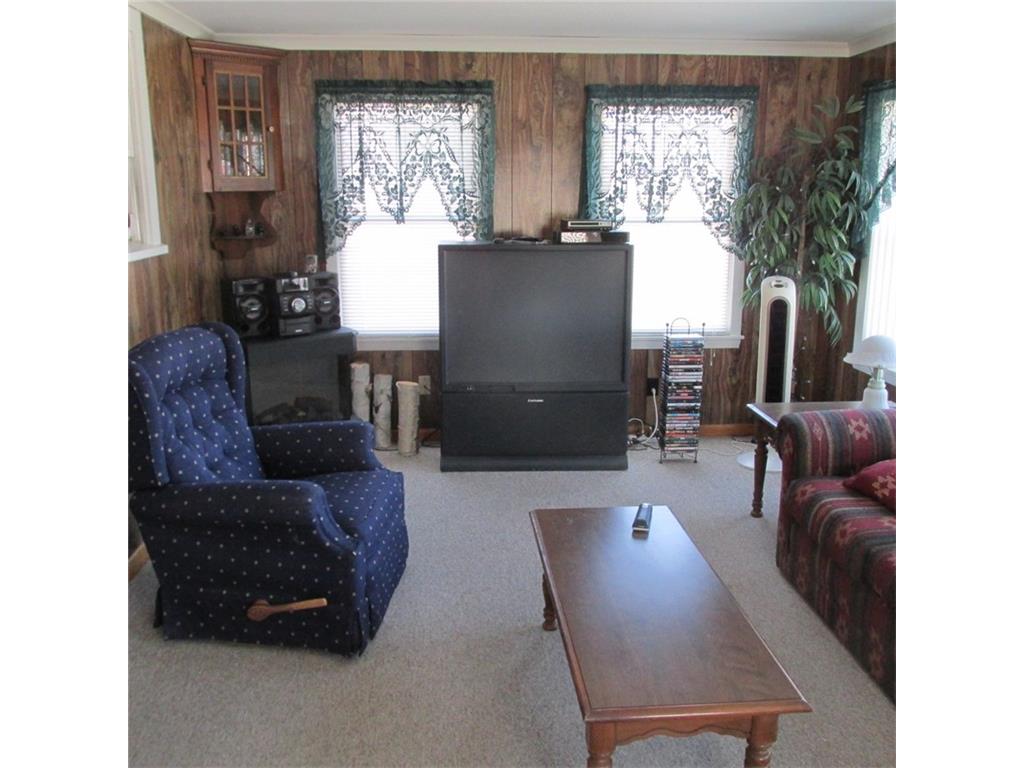 348 Main St, Jackman, ME 04945