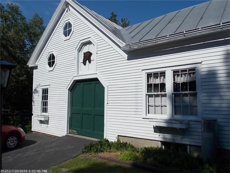 3 Hardy ST, Madison, ME 04950