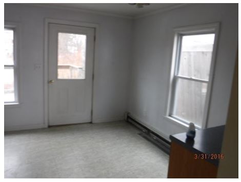 17 Perkins StMadison, ME, 04950Somerset County