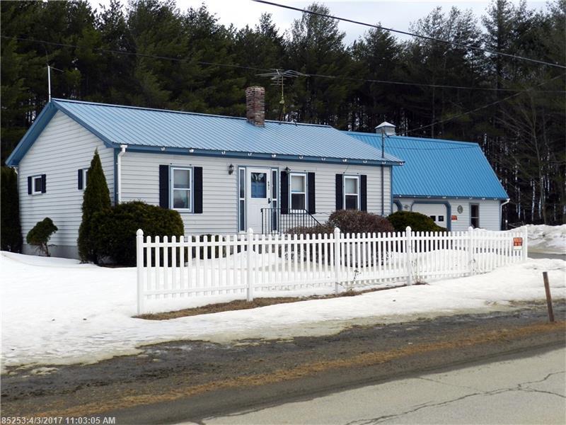 693 Durham Bridge RD, Newport, ME 04953