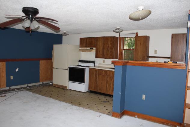 25 Pine StNewport, ME, 04953Penobscot County