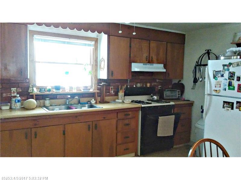243 Rome RD, Mercer, ME 04957