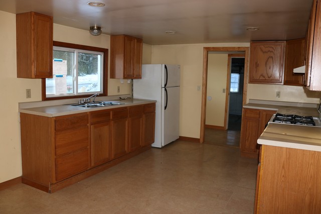 133 Summer StOakland, ME, 04963Kennebec County