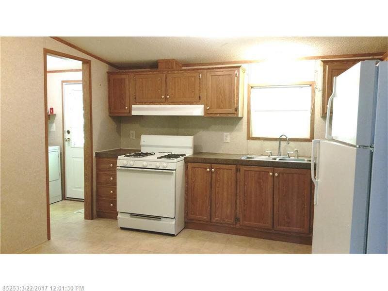 17 Nutting TRL, Oakland, ME 04963