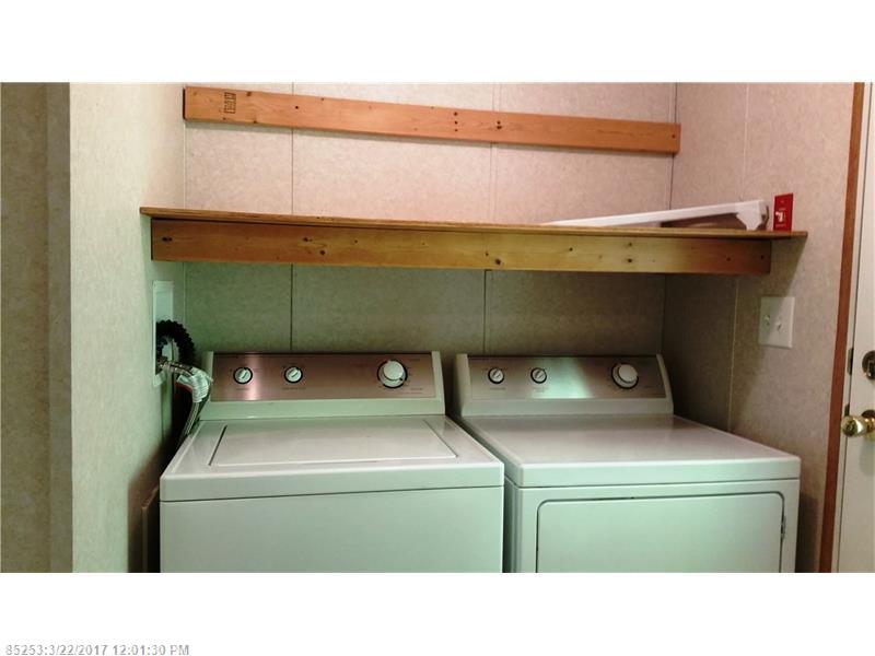 17 Nutting TRL, Oakland, ME 04963