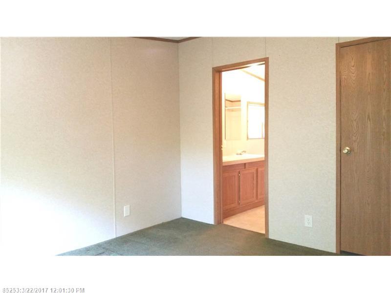 17 Nutting TRL, Oakland, ME 04963