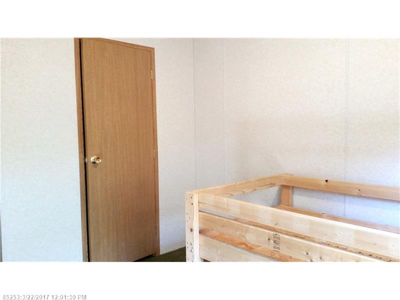 17 Nutting TRL, Oakland, ME 04963