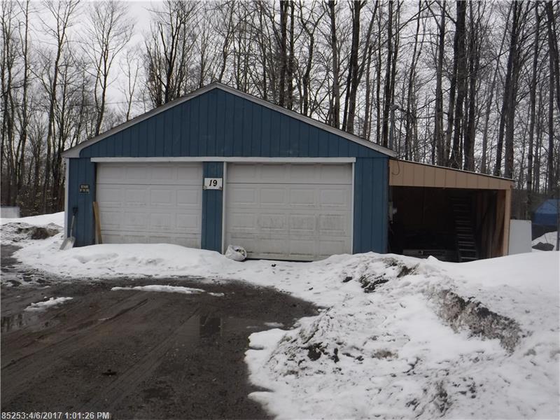19 Wooster Hill RD, Rome, ME 04963
