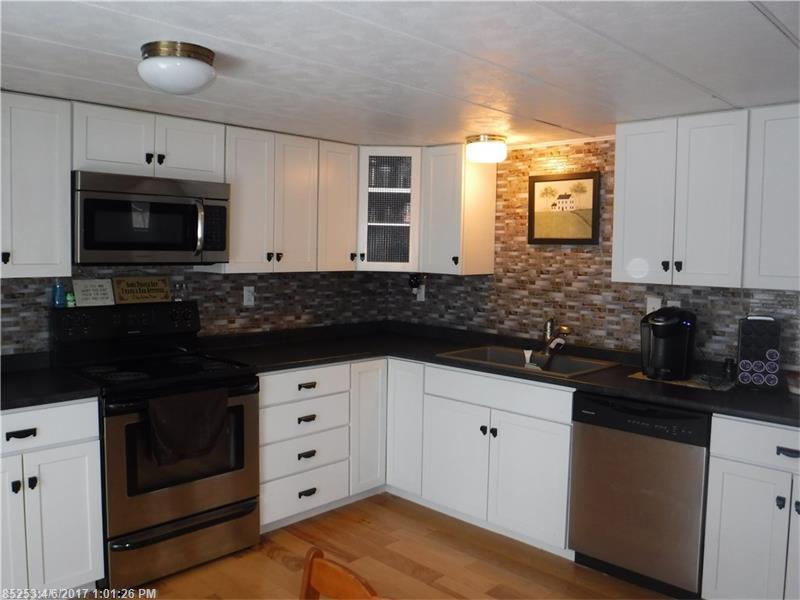 19 Wooster Hill RD, Rome, ME 04963